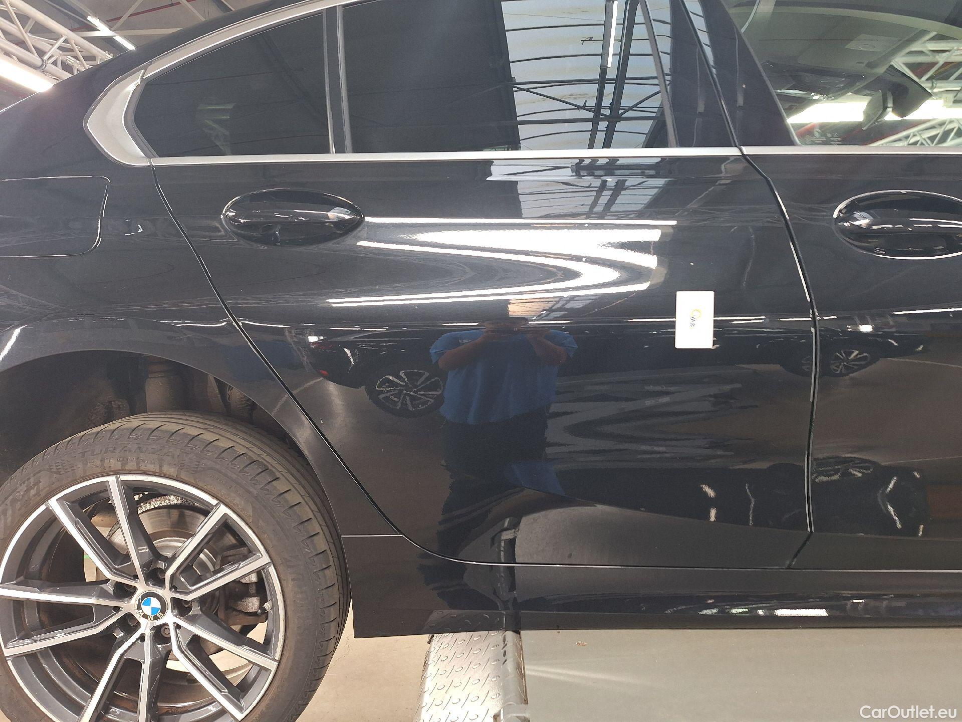  Bmw  Serie 3 BMW, 3-serie '18, BMW 3 Reeks Berline 316dA (90 kW) 4d #19