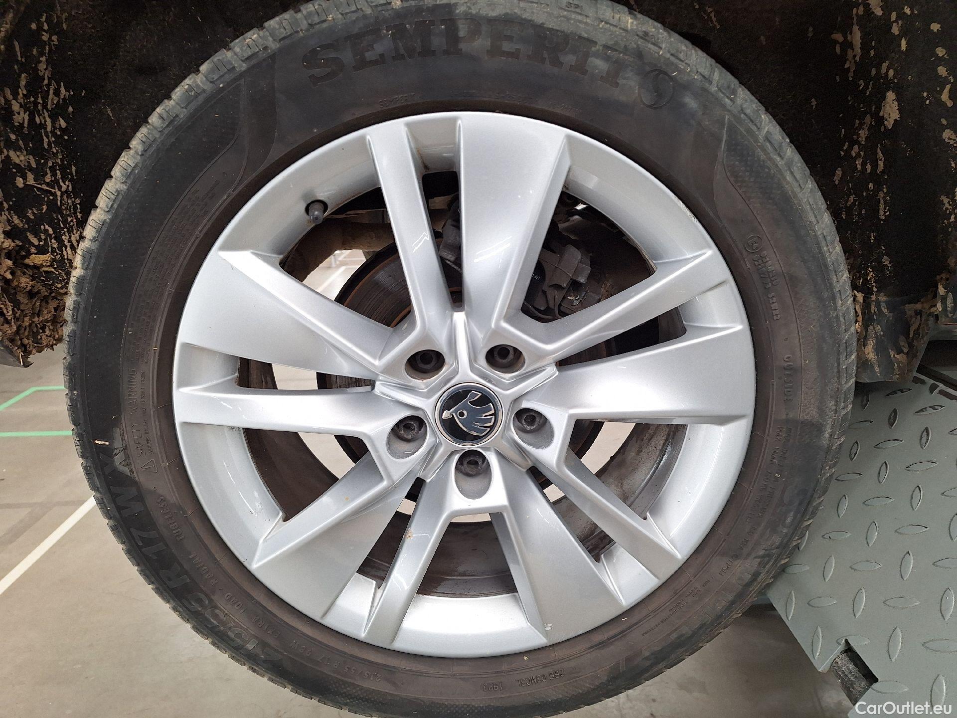  Skoda  Karoq Skoda,  '17, Skoda  1.5 TSI 110kW Style 5d #31