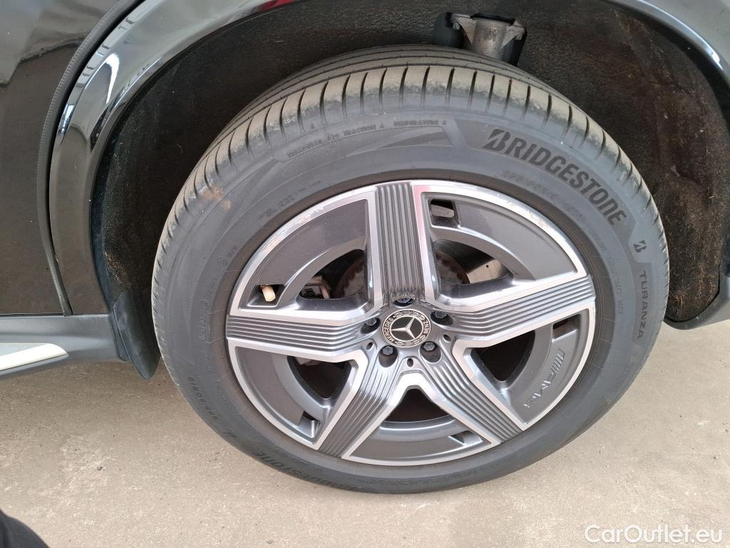  Mercedes  GLC MERCEDES-BENZ  / 2022 / 5P / SUV  300 de AMG Line 4MATIC #1