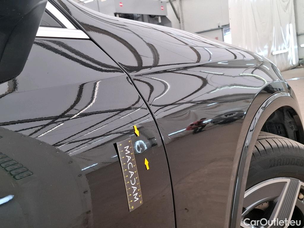 Mercedes  GLC MERCEDES-BENZ  / 2022 / 5P / SUV  300 de AMG Line 4MATIC #10