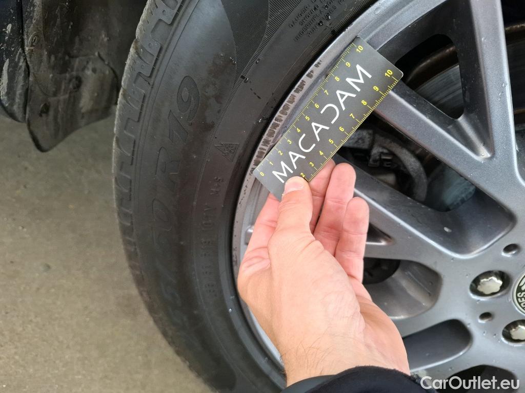  Mercedes  G-Klasee MERCEDES-BENZ GLE / 2019 / 5P / SUV GLE 300 d 4MATIC Avantgarde Line #11