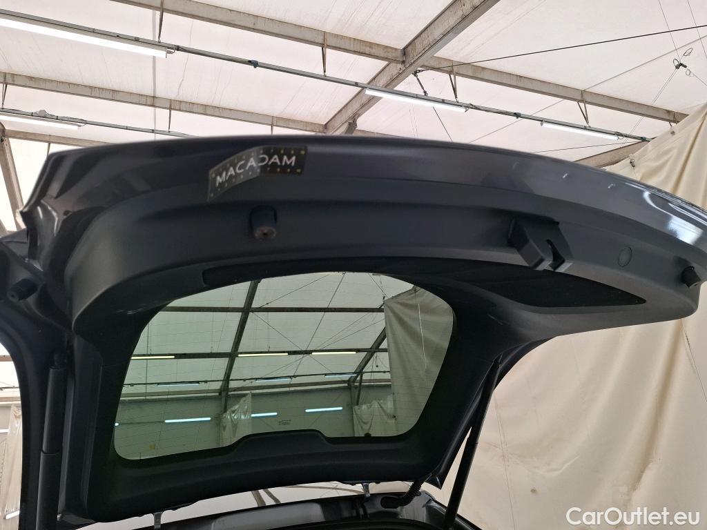  Tesla  Model Y TESLA  / 2020 / 5P / SUV Grande Autonomie Dual-Motor AWD #40