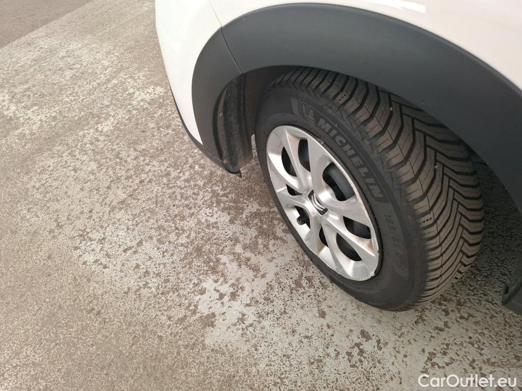  Citroen  C3  Société Feel 1.5 BlueHDI 100CV BVM6 E6d #1