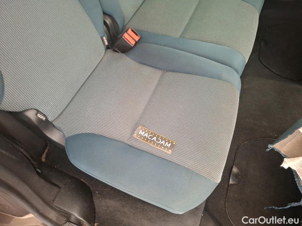  Citroen  Berlingo  Combi Feel 1.6 BlueHDi 100CV BVM5 E6 #32