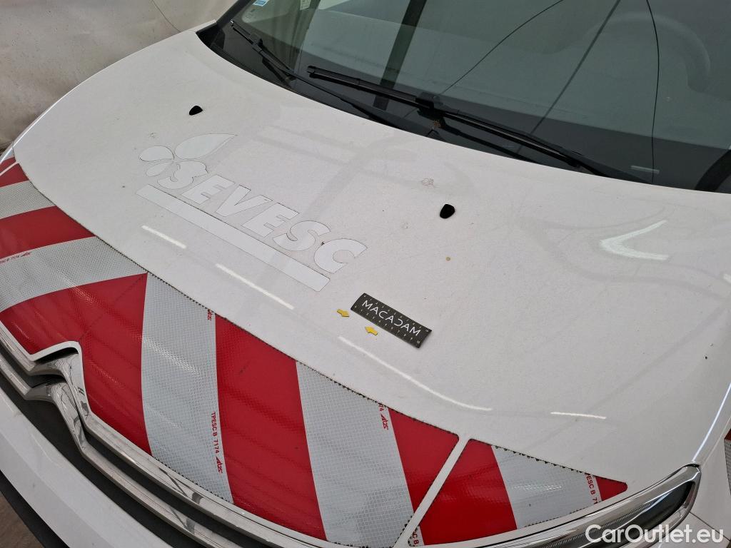  Citroen  C3  Société Feel 1.5 BlueHDI 100CV BVM6 E6dT #18