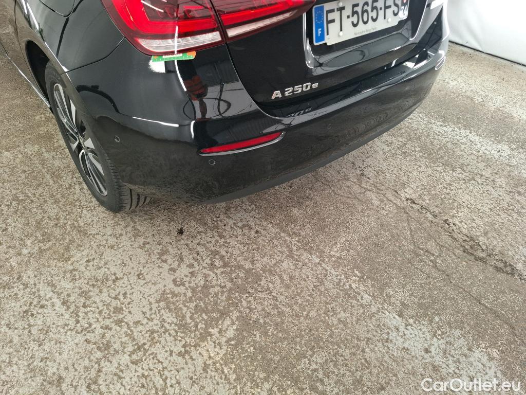  Mercedes  A-Klasse MERCEDES-BENZ Classe A Compact / 2018 / 5P / Berline A 250 e Business Line 8G-DCT #7