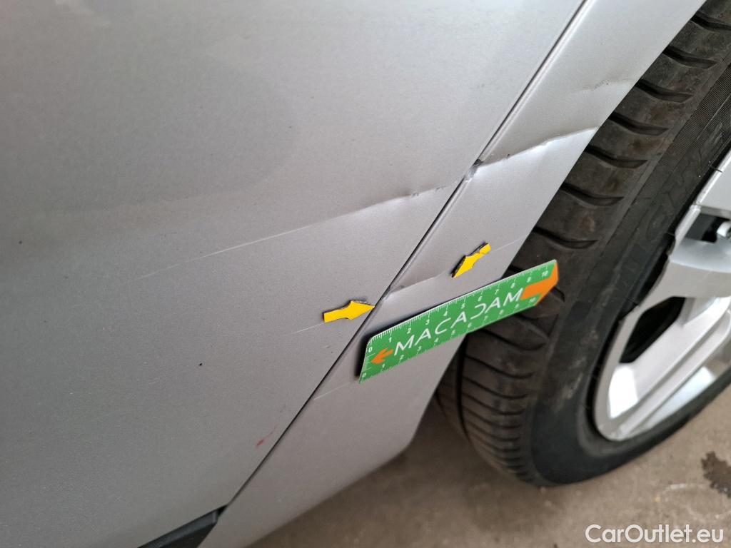  Renault  Clio  IV Business 0.9 TCe 90CV BVM5 E6 #7