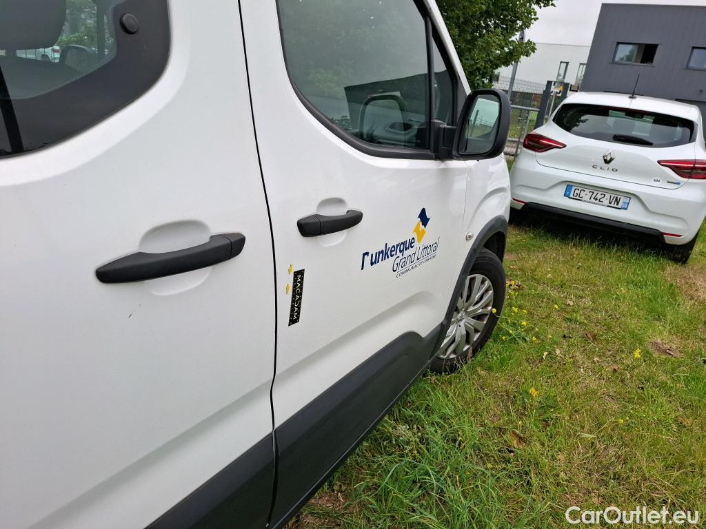  Peugeot  RIFTER PEUGEOT  / 2018 / 5P / monospace PureTech 110 S&S Active Pack #19