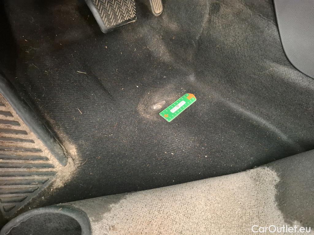  Toyota  Yaris Cross TOYOTA  Hybride / 2021 / 5P / SUV 1.5 HYBRID 116H DYNAMIC BUSINESS BEYOND #12