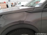  Peugeot  2008 PEUGEOT  / 2019 / 5P / CROSSOVER BLUEHDI 130 EAT8 ALLURE PACK S/S AUT. #64