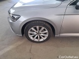  Volkswagen  Passat VOLKSWAGEN  / 2019 / 5P / STATION WAGON VAR. 2.0 TDI SCR EVO 110KW BUSINESS #42