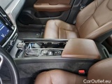  Volvo  V60 VOLVO  / 2018 / 5P / STATION WAGON D3 GEARTRONIC BUSINESS PLUS #102