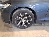  Volvo  V60 VOLVO  / 2019 / 5P / STATION WAGON B4 D AUTOM.CORE #103
