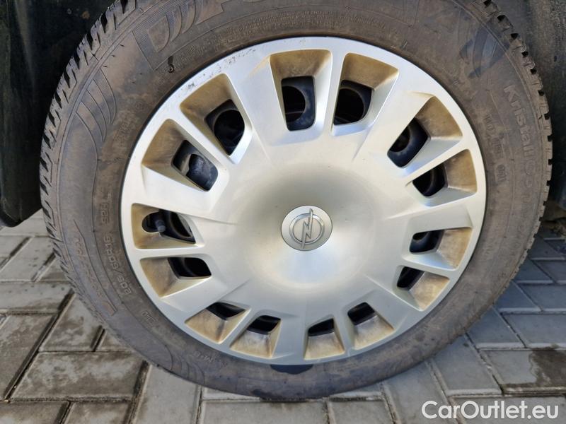  Opel  Combo  Life (E)  (2018) C.Life 1.5CDTI 75 Edition Plus #30