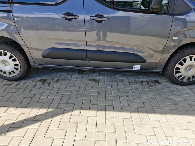  Opel  Combo  Life (E)  (2018) C.Life 1.5CDTI 75 Edition Plus #31
