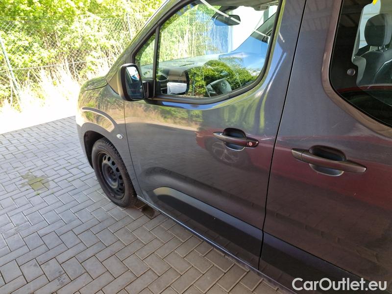  Opel  Combo  Life (E)  (2018) C.Life 1.5CDTI 75 Edition Plus #10