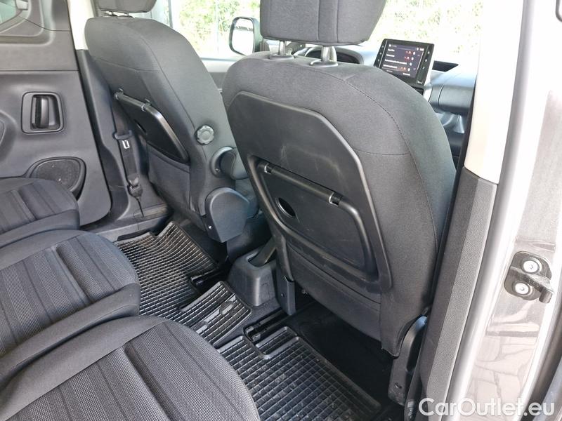 Opel  Combo  Life (E)  (2018) C.Life 1.5CDTI 75 Edition Plus #33