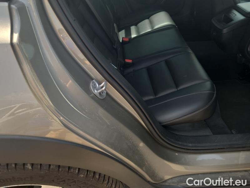  Volvo  V60  Cross Country (2018)  CC B5 Pro AWD AT #10