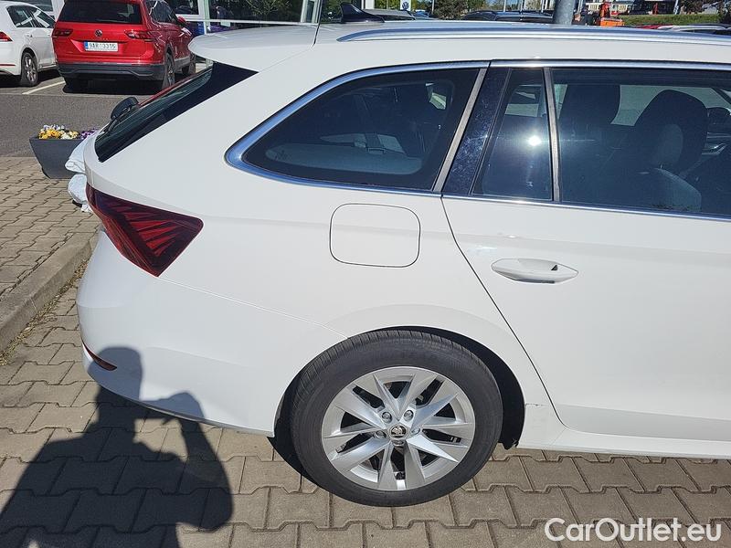  Skoda  Octavia  Combi (NX3)(2020) Oct.Combi 2.0TDI 85 Style #17