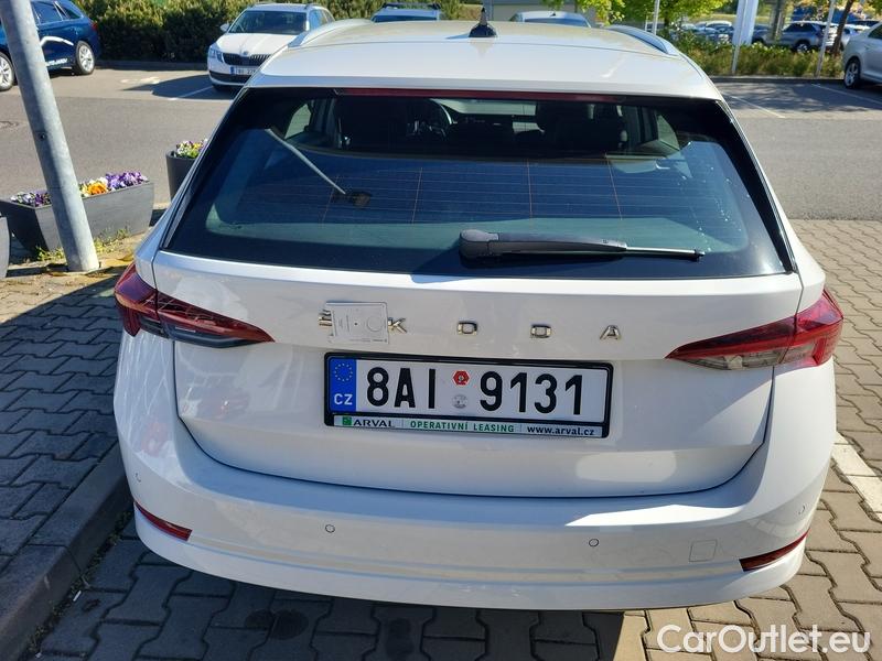  Skoda  Octavia  Combi (NX3)(2020) Oct.Combi 2.0TDI 85 Style #9