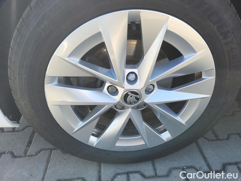  Skoda  Octavia  Combi (NX3)(2020) Oct.Combi 2.0TDI 85 Style #2