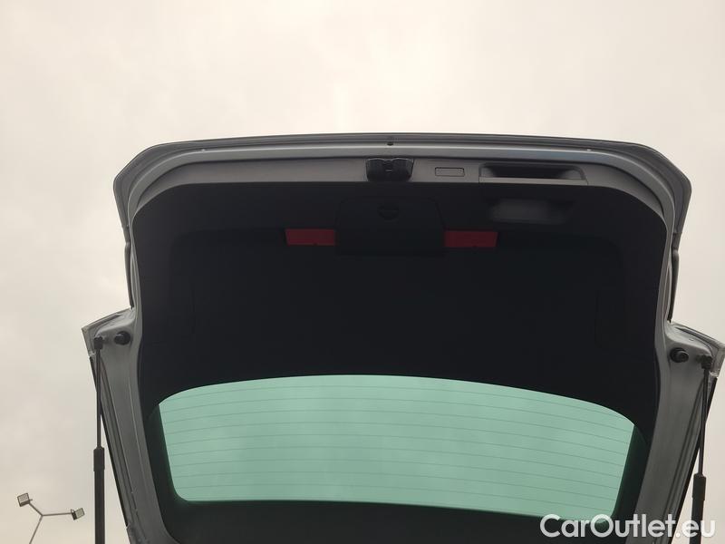  Volkswagen  Passat  Variant (CB5) (2019) Pas.Var.2.0TDI 110 Elegance AT #13