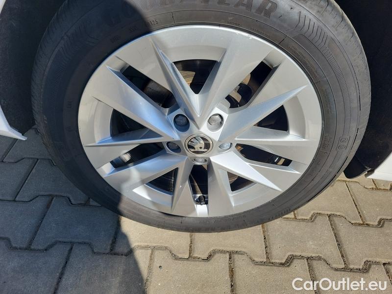  Skoda  Octavia  Combi (NX3)(2020) Oct.Combi 2.0TDI 85 Style #8