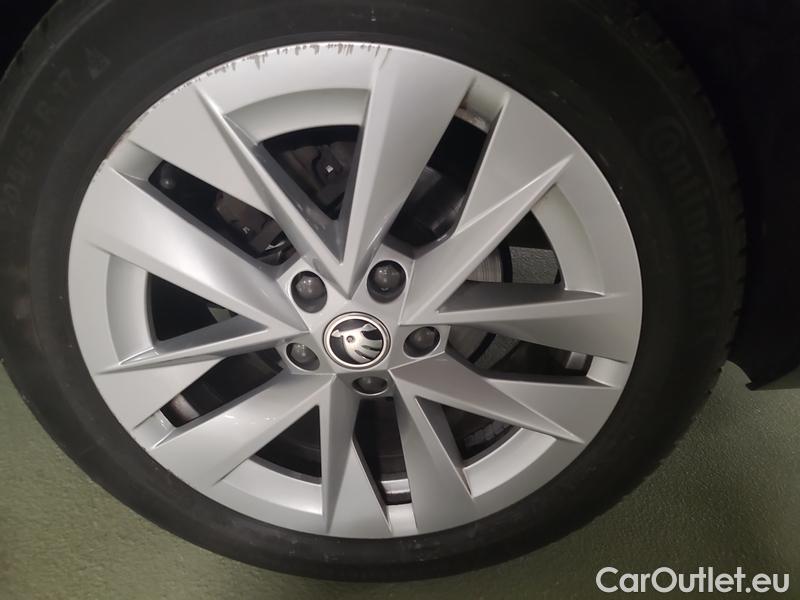  Skoda  Octavia  Lim. (NX3)(2020)  2.0TDI 85 Style 5d #7