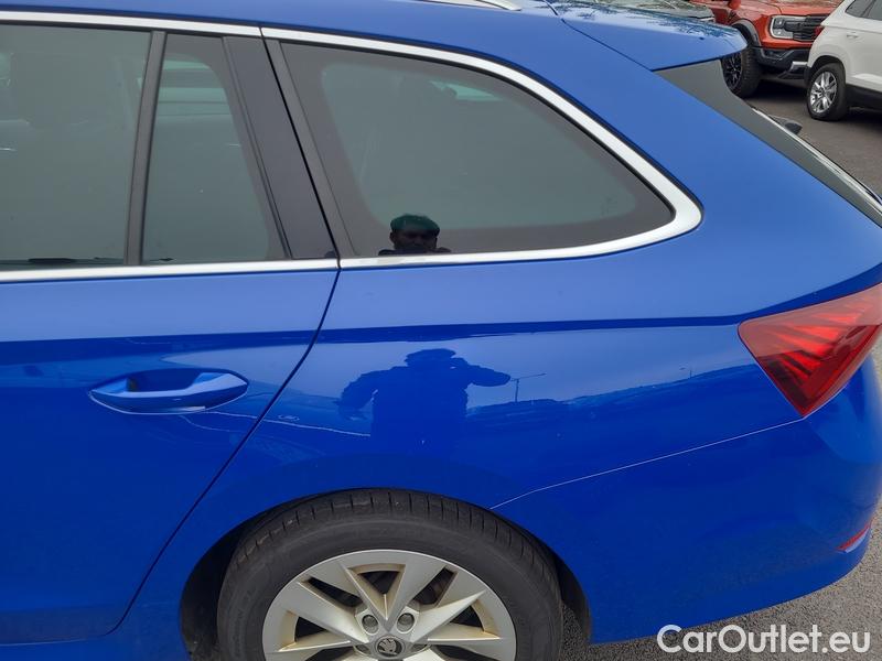  Skoda  Octavia  Combi (NX3)(2020) Oct.Combi 2.0TDI 85 Style #10