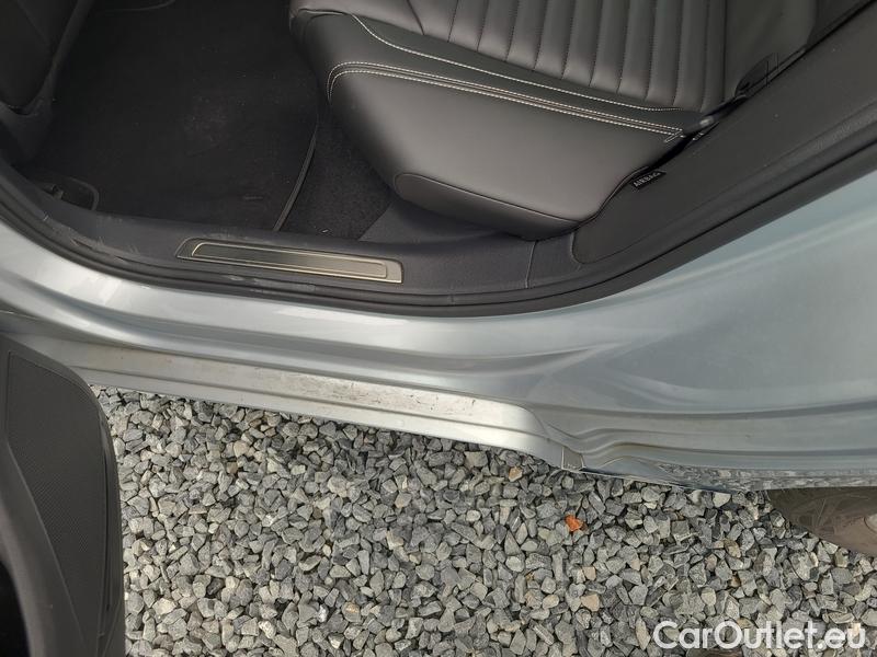  Volkswagen  Passat  Variant (CB5) (2019) Pas.Var.2.0TDI 110 Elegance AT #11