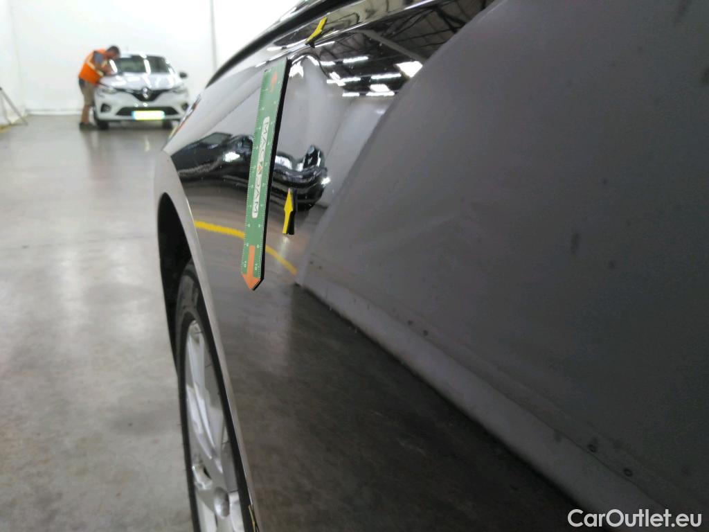 Audi  A4  Berline 30 TDI Business line 2.0 TDI 135CV BVA7 E6d #10
