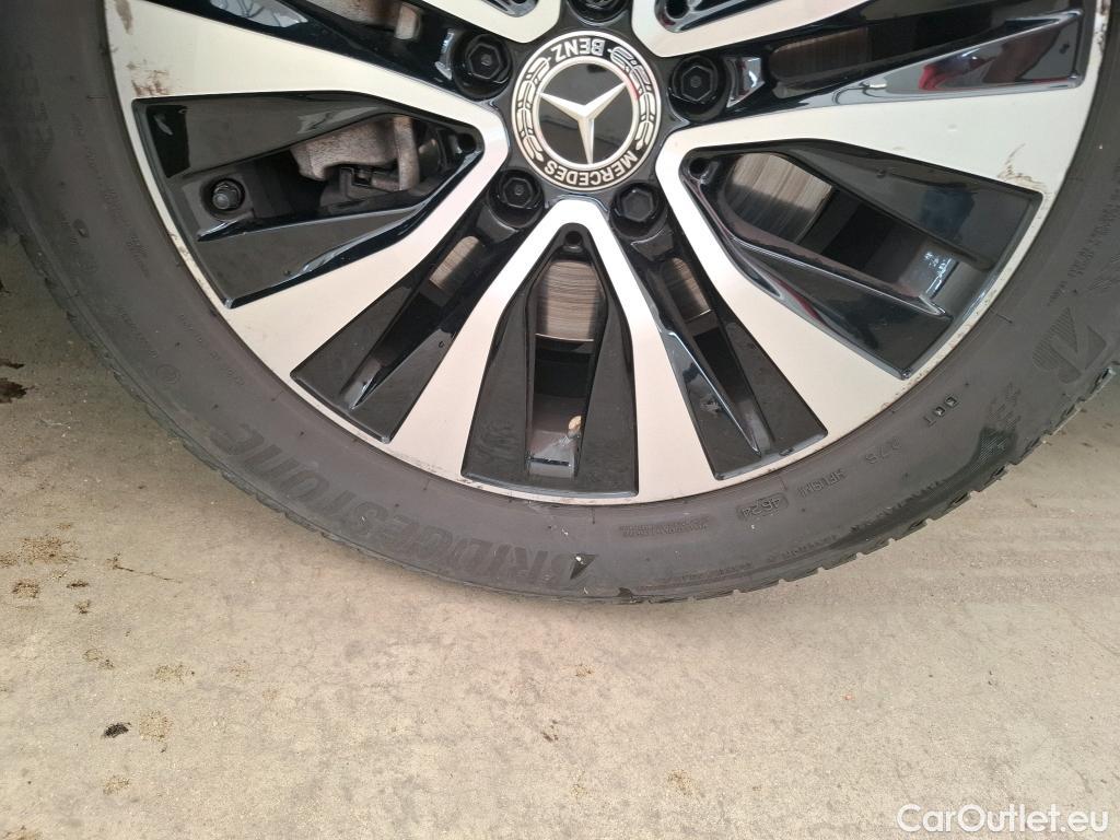  Mercedes  A-Klasse MERCEDES-BENZ Classe A Compact / 2018 / 5P / Berline A 180 d Business Line #41