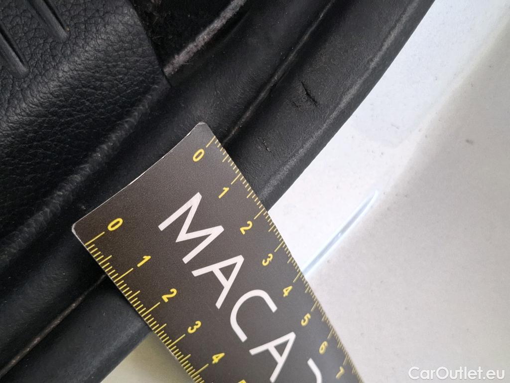  Mercedes  A-Klasse MERCEDES-BENZ Classe A Compact / 2018 / 5P / Berline A 200 d Progressive Line 8G-DCT #16