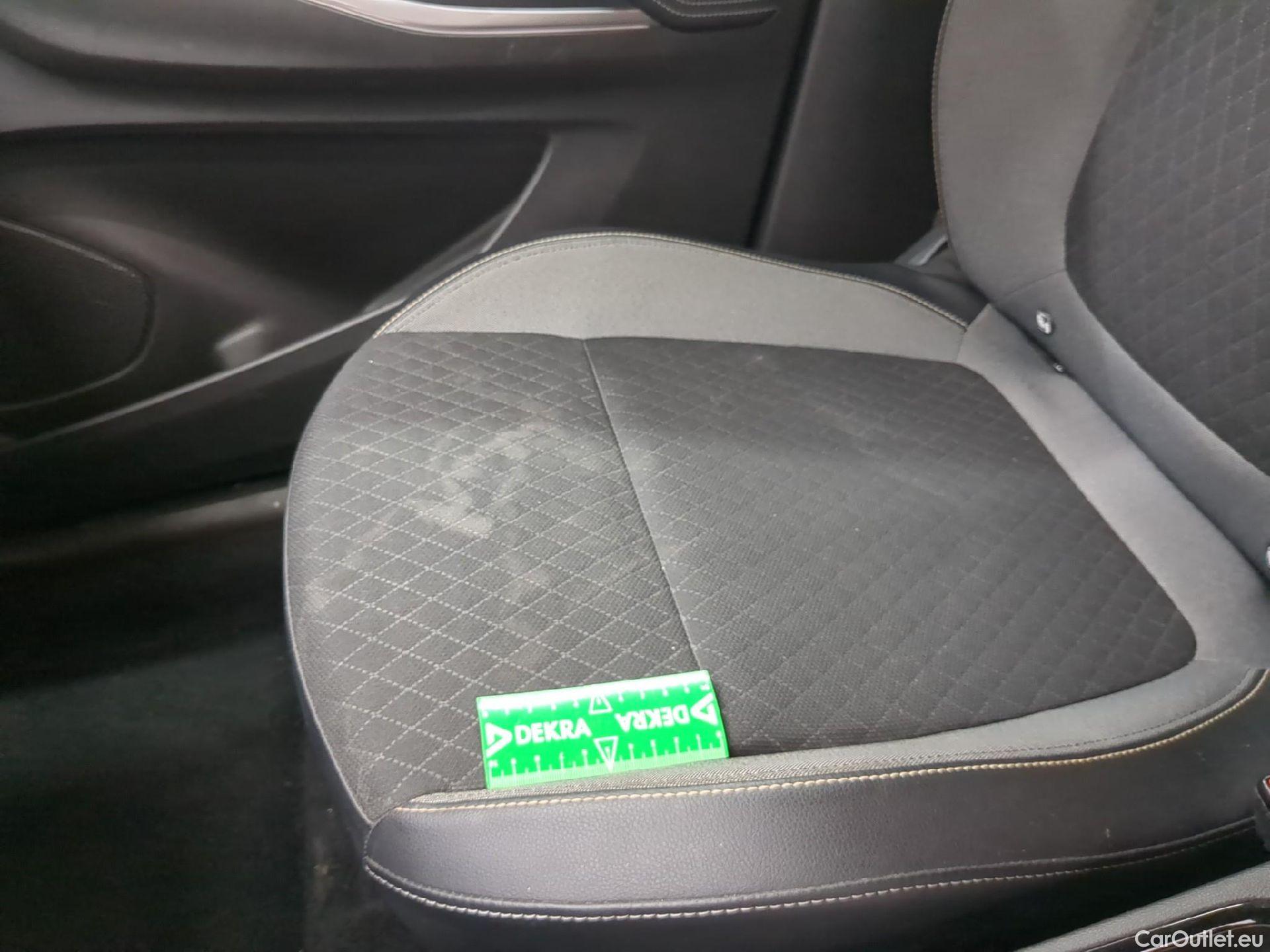  Opel   Grandland X Grandland X Elegance Business 1.5 130CV BVA8 E6d #9