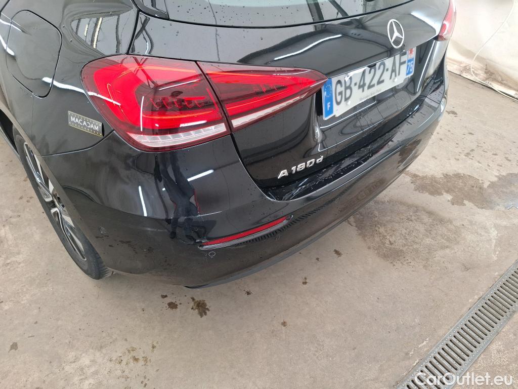 Mercedes  A-Klasse MERCEDES-BENZ Classe A Compact / 2018 / 5P / Berline A 180 d Business Line #4