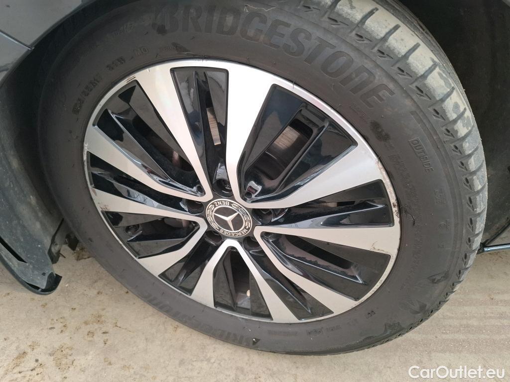  Mercedes  A-Klasse MERCEDES-BENZ Classe A Compact / 2018 / 5P / Berline A 180 d Business Line #16