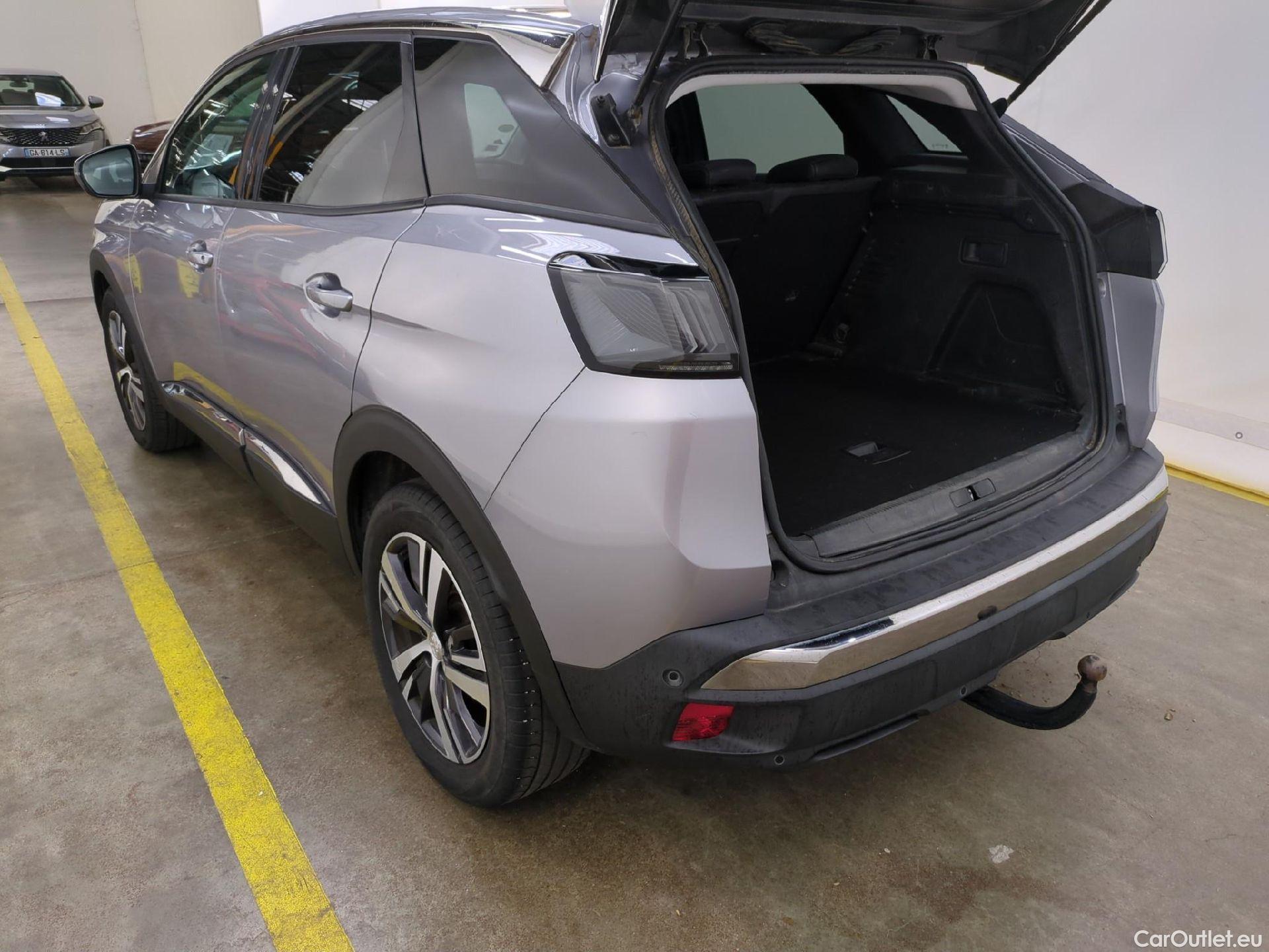  Peugeot  3008  Allure 1.5 HDi 130CV BVA8 E6d #31