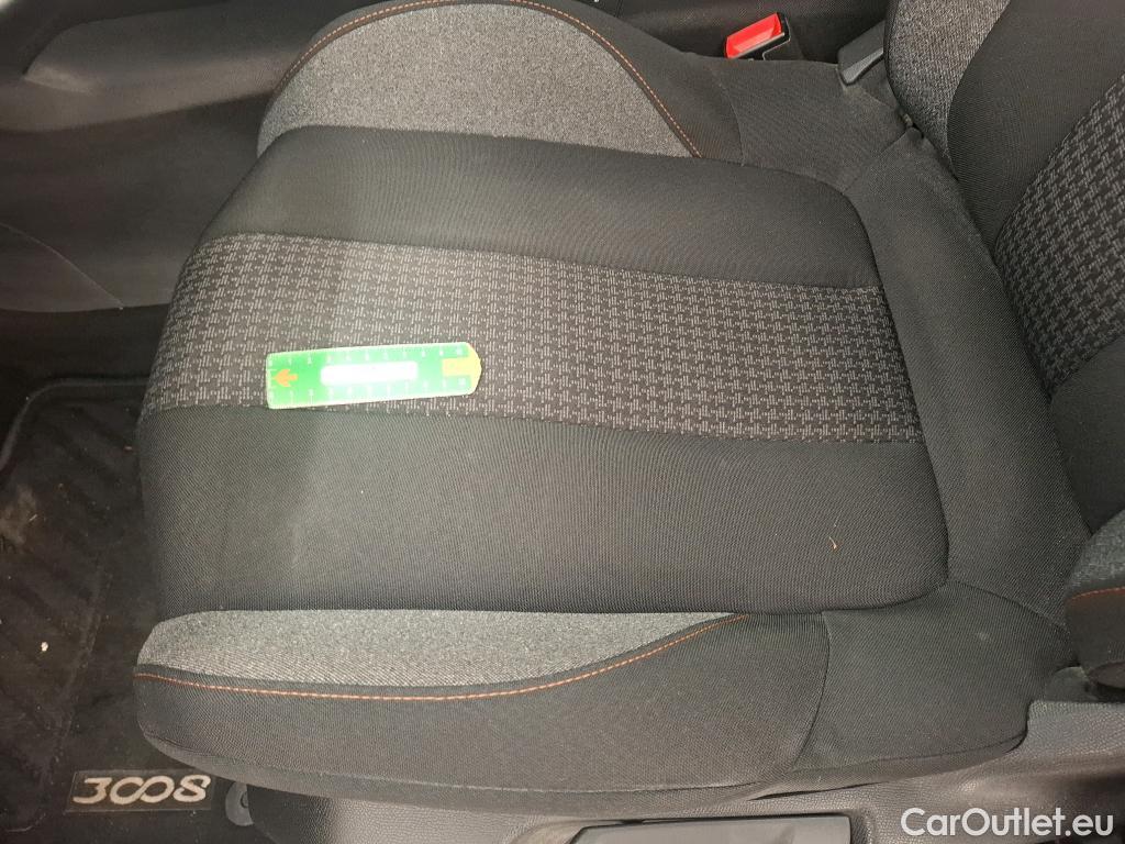  Peugeot  3008  Active Pack 1.5 HDi 130CV BVA8 E6d #15