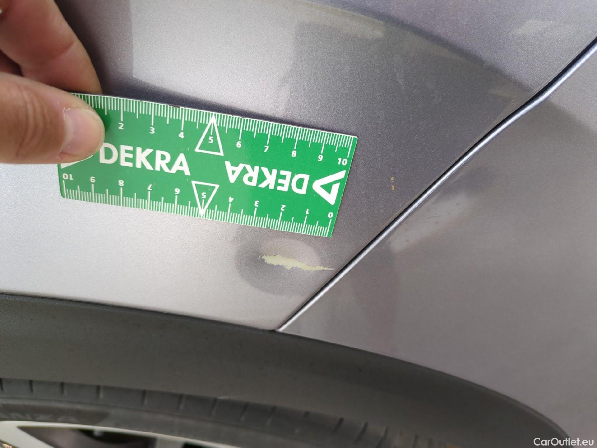  Peugeot  3008  Allure 1.5 HDi 130CV BVA8 E6d #44