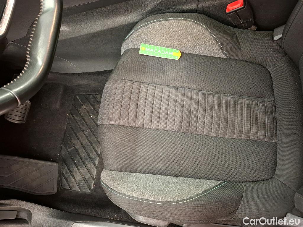  Peugeot  3008  II Style 1.5 HDi 130CV BVA8 E6d #13