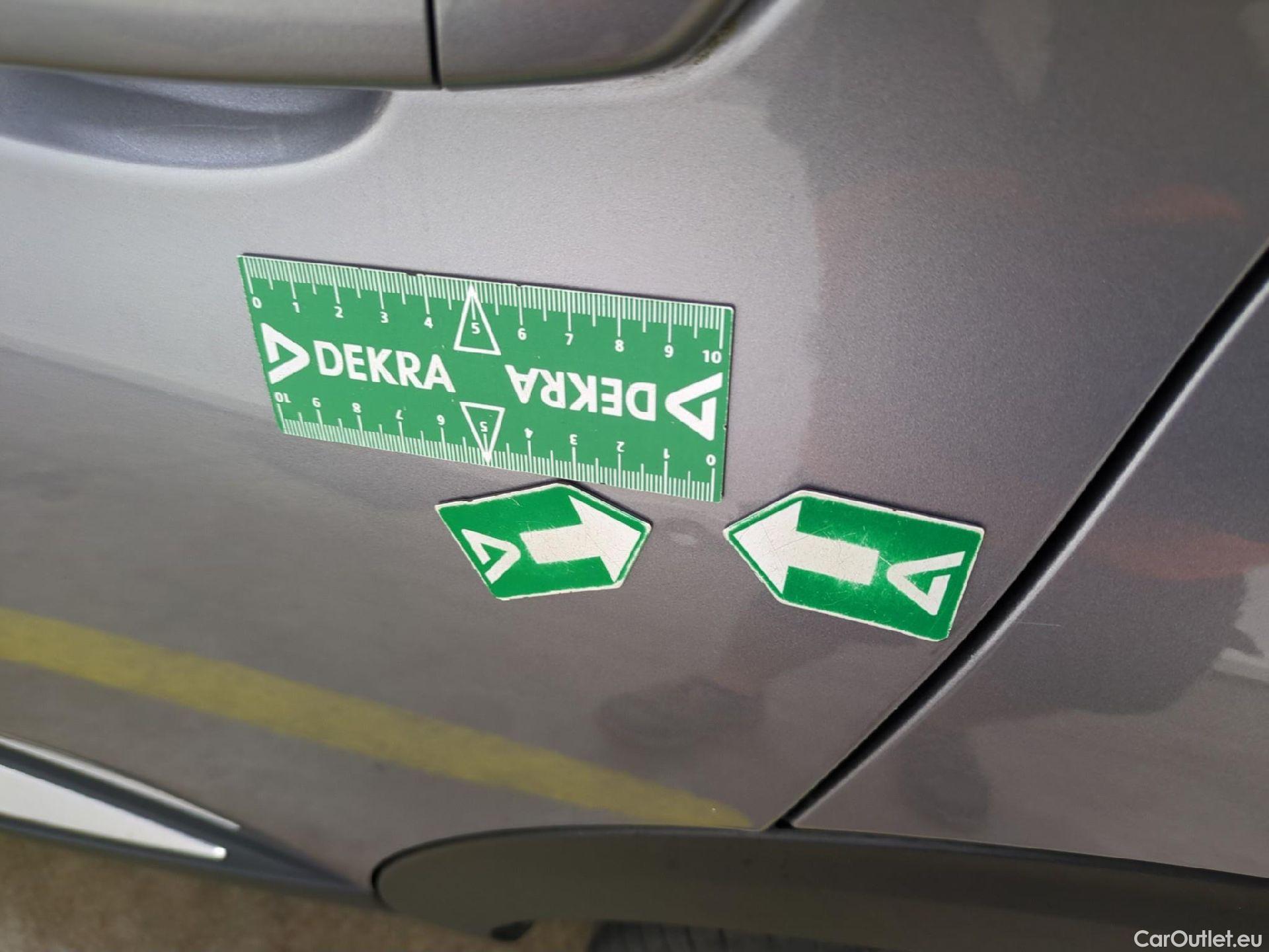  Peugeot  3008  Allure 1.5 HDi 130CV BVA8 E6d #21