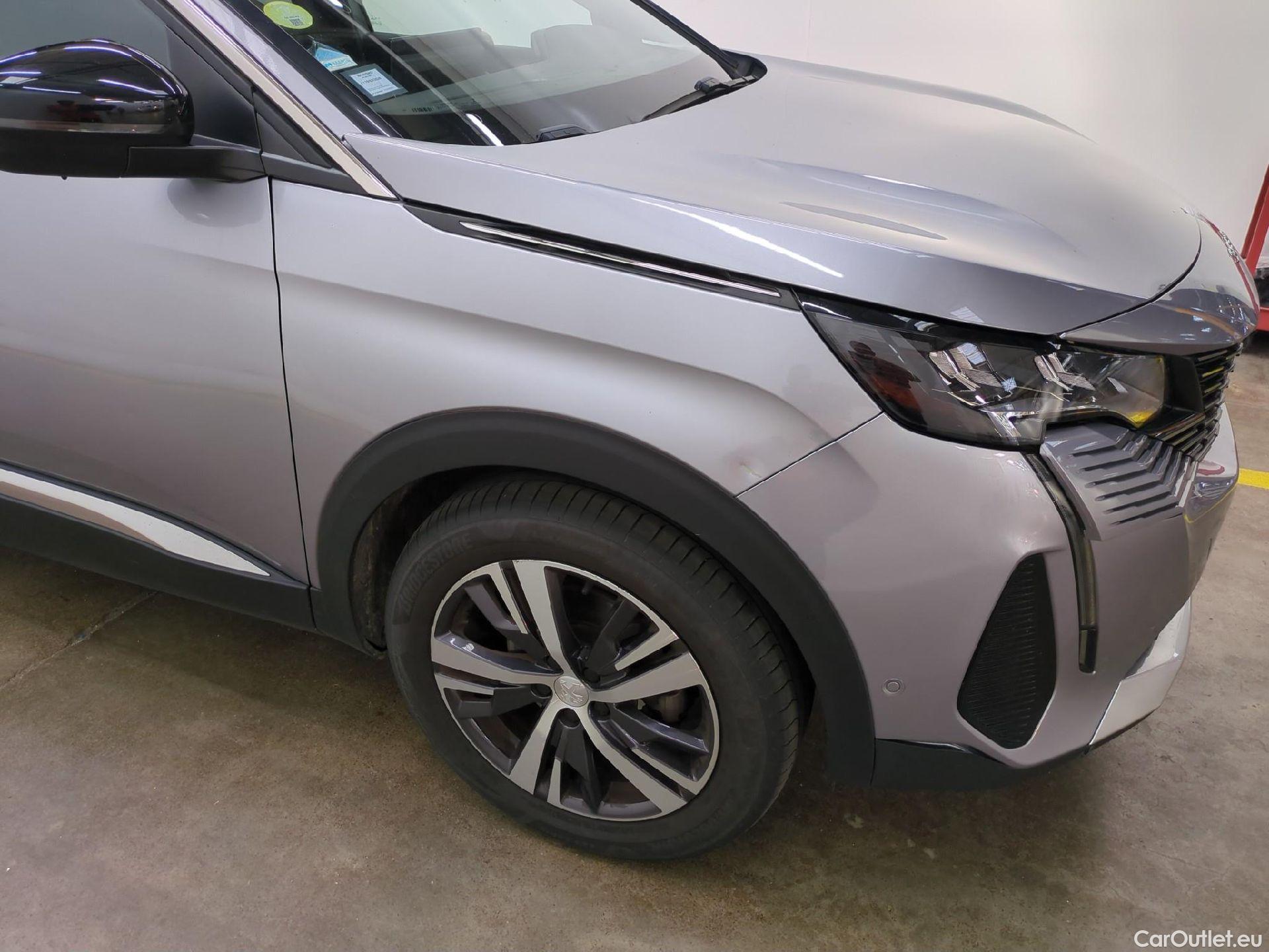  Peugeot  3008  Allure 1.5 HDi 130CV BVA8 E6d #43