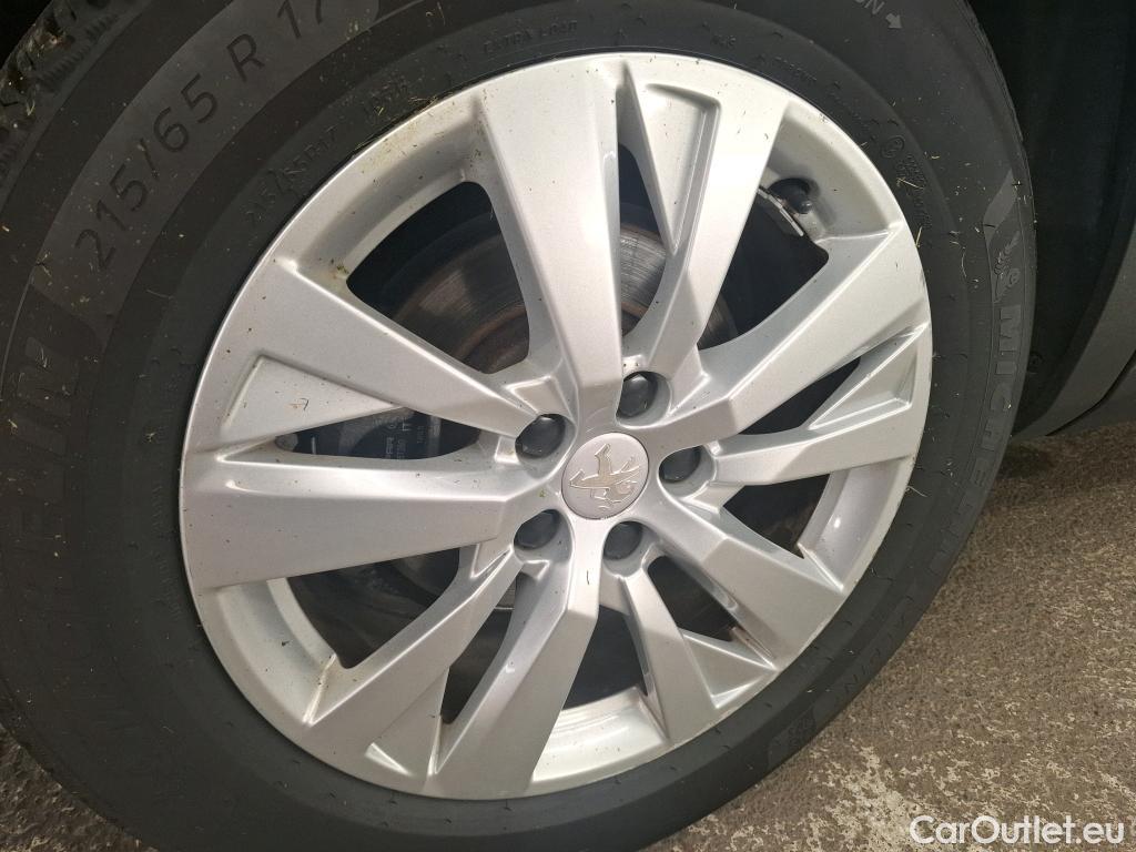  Peugeot  3008  Active Pack 1.5 HDi 130CV BVA8 E6d #6