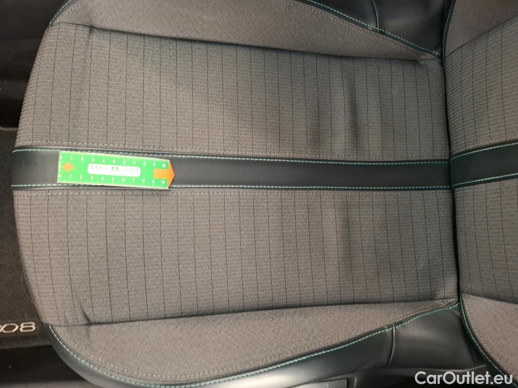  Peugeot  2008  Allure Pack 1.5 HDi 130CV BVA8 E6d #14