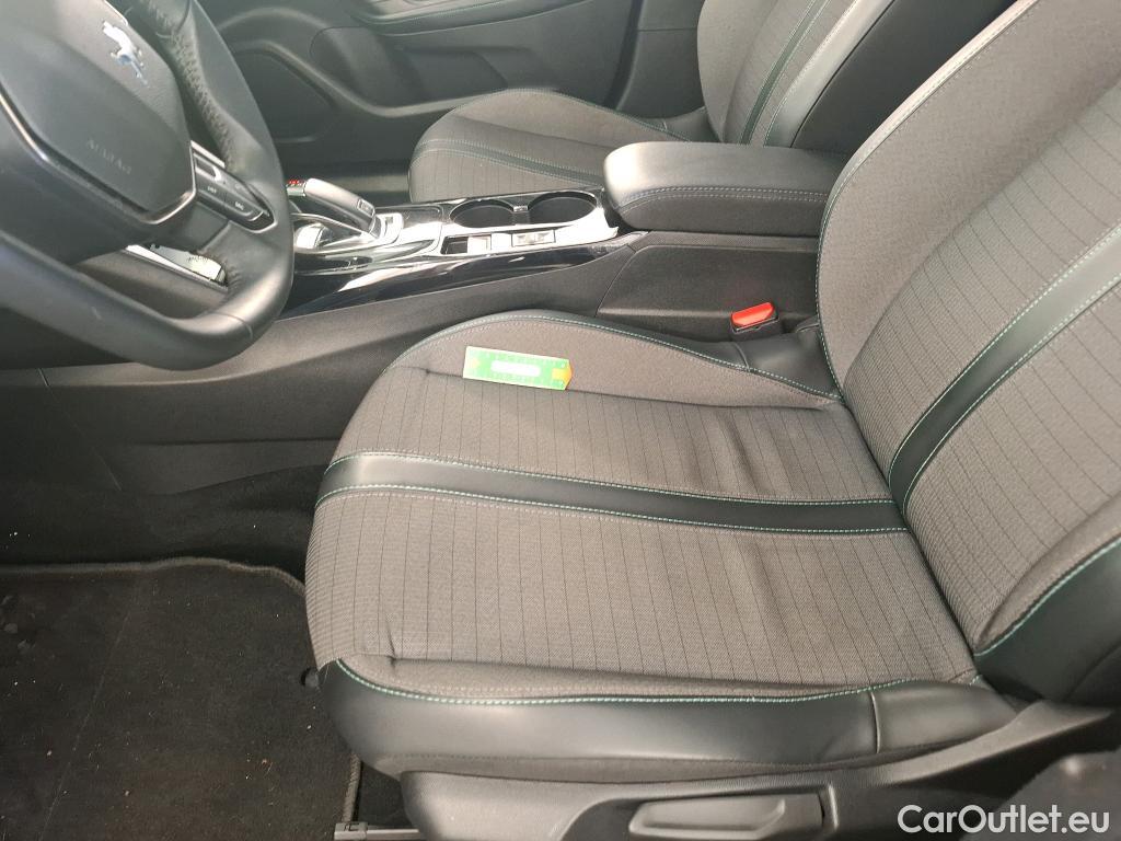  Peugeot  2008  Allure Pack 1.5 HDi 130CV BVA8 E6d #13