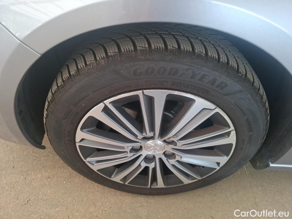  Peugeot  308  SW Allure Business 1.5 HDi 130CV BVA8 E6d #45