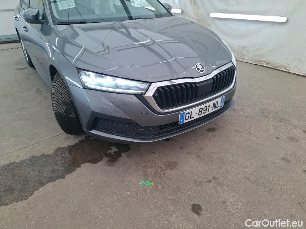  Skoda  Octavia  Berline Ambition 2.0 TDI 150CV BVA7 E6d #1