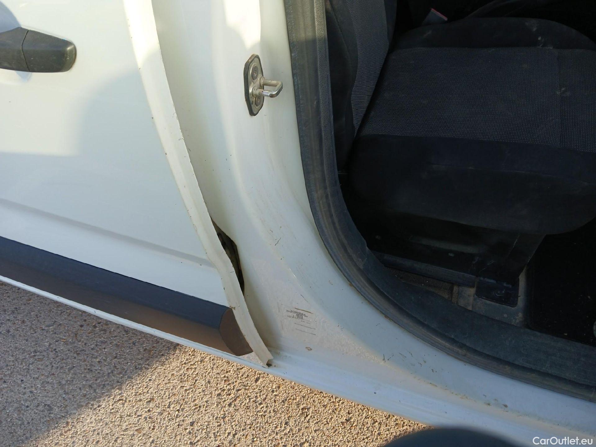  Citroen  Berlingo CITROEN  / 2018 / 3P / furgón derivado de turismo Talla M BlueHDi 100 CONTROL (AC2) #7