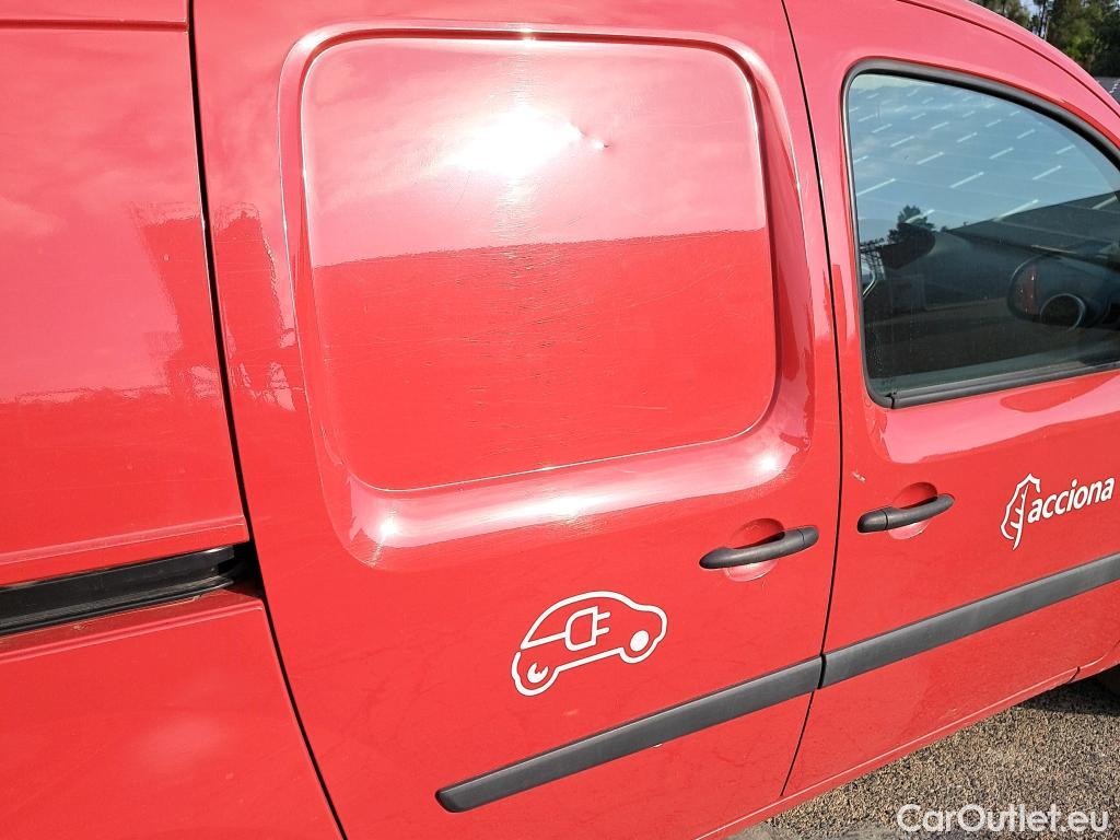  Renault  Kangoo RENAULT  Z.E./2013/3P/furgón derivado de turismo Z.E. #23