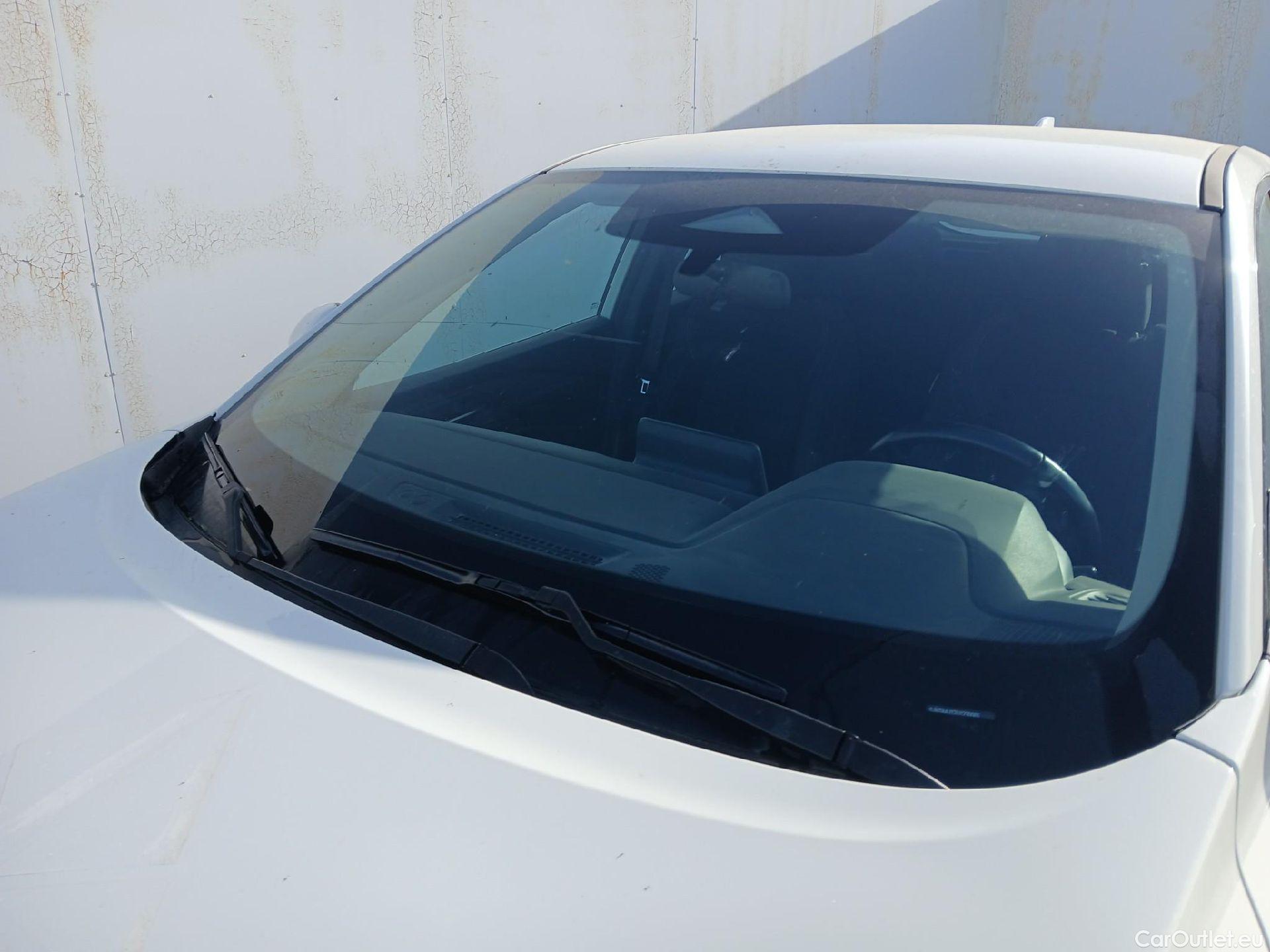  Nissan  Qashqai NISSAN  / 2021 / 5P / todoterreno DIG-T 103kW (140CV) mHEV 4x2 Acenta #5